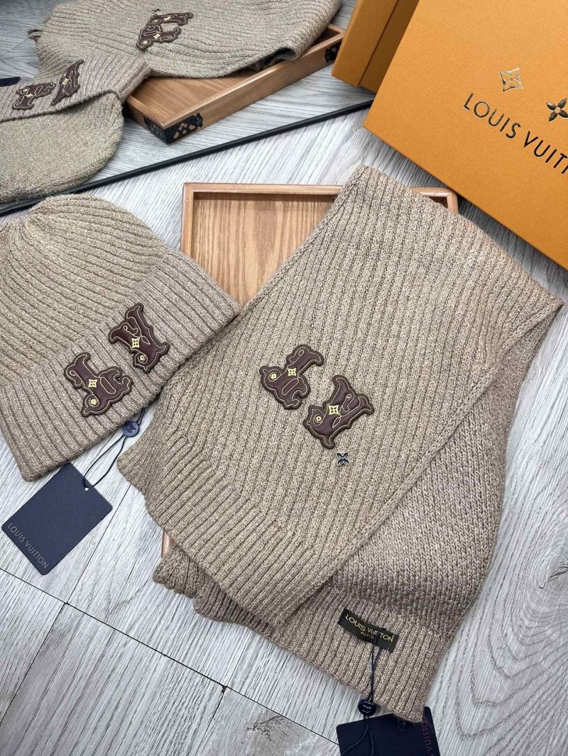 Louis Vuitton Caps Scarfs